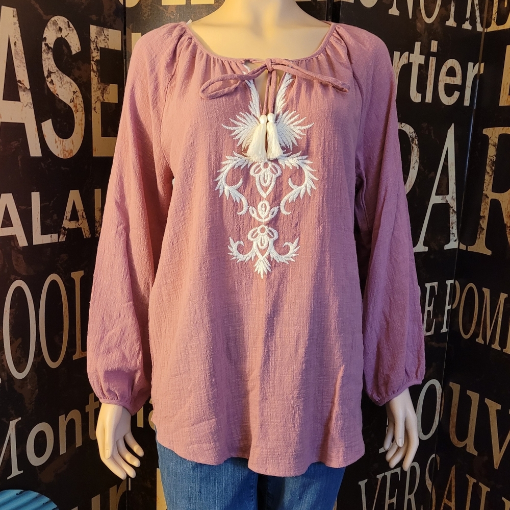 Entro Mauve Textured Embroidered Peasant Top NWT